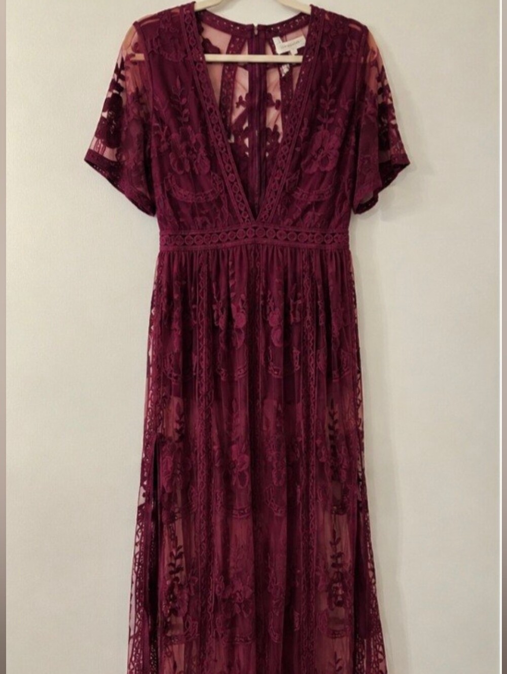 Honey Punch Burgundy Embroidered Lace Sheer Maxi Dress Size Medium